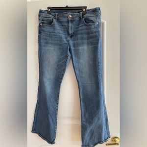 American Eagle Kickboot super stretch jeans size 18.